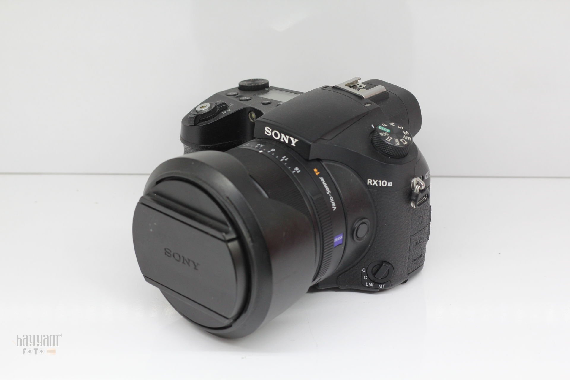 SONY RX10 MARK III FOTOĞRAF MAKİNESİ
