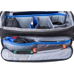 Think Tank Photo Mirrorless Mover 25i Deep Red